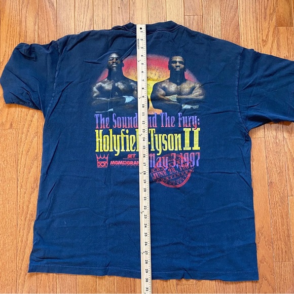 vintage Iron Mike Tyson versus EvanderHolyfield 2 Bite Fight T Shirt - Picture 6 of 8